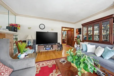8019 South Rhodes Avenue Chicago IL 60619
