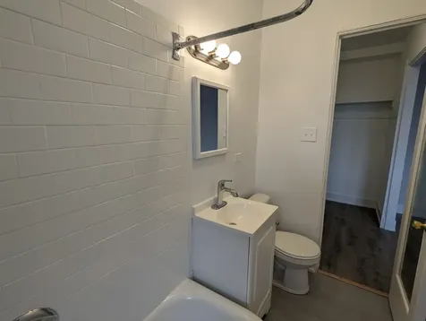 5417 North Kenmore Avenue Chicago IL 60640