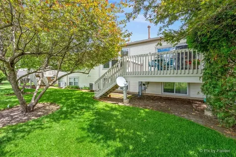2835 Waterfront Avenue Algonquin IL 60102