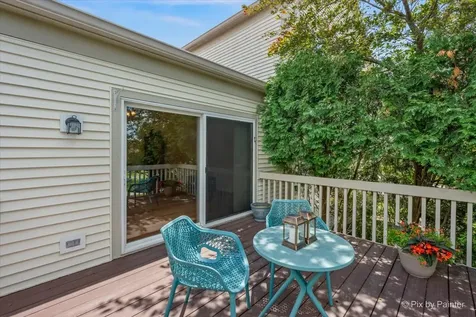 2835 Waterfront Avenue Algonquin IL 60102