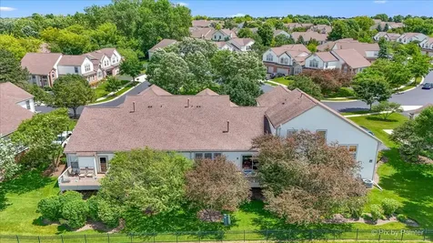 2835 Waterfront Avenue Algonquin IL 60102