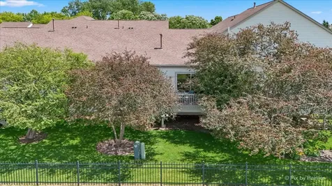 2835 Waterfront Avenue Algonquin IL 60102