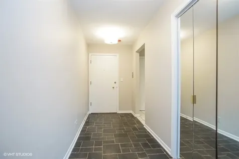 201 Thames Parkway Park Ridge IL 60068