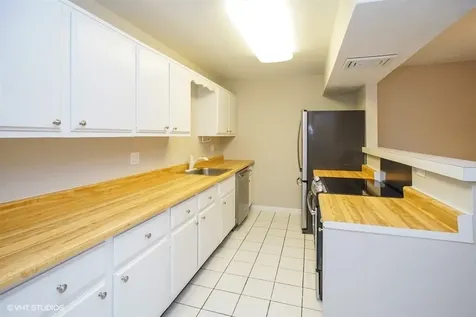 201 Thames Parkway Park Ridge IL 60068