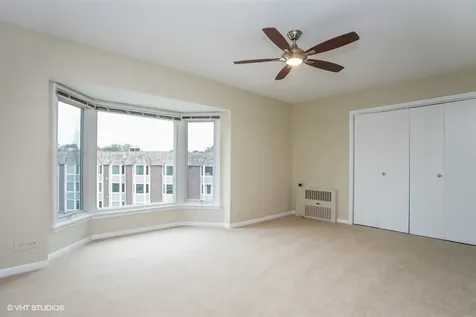 201 Thames Parkway Park Ridge IL 60068