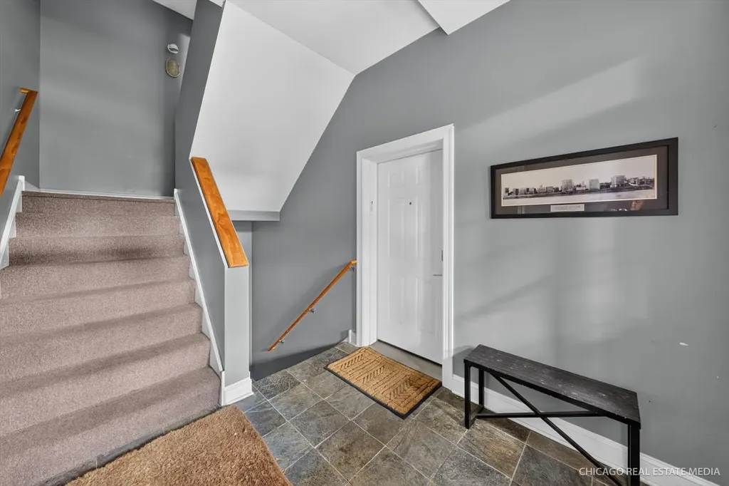 4711 North Malden Street Chicago IL 60640