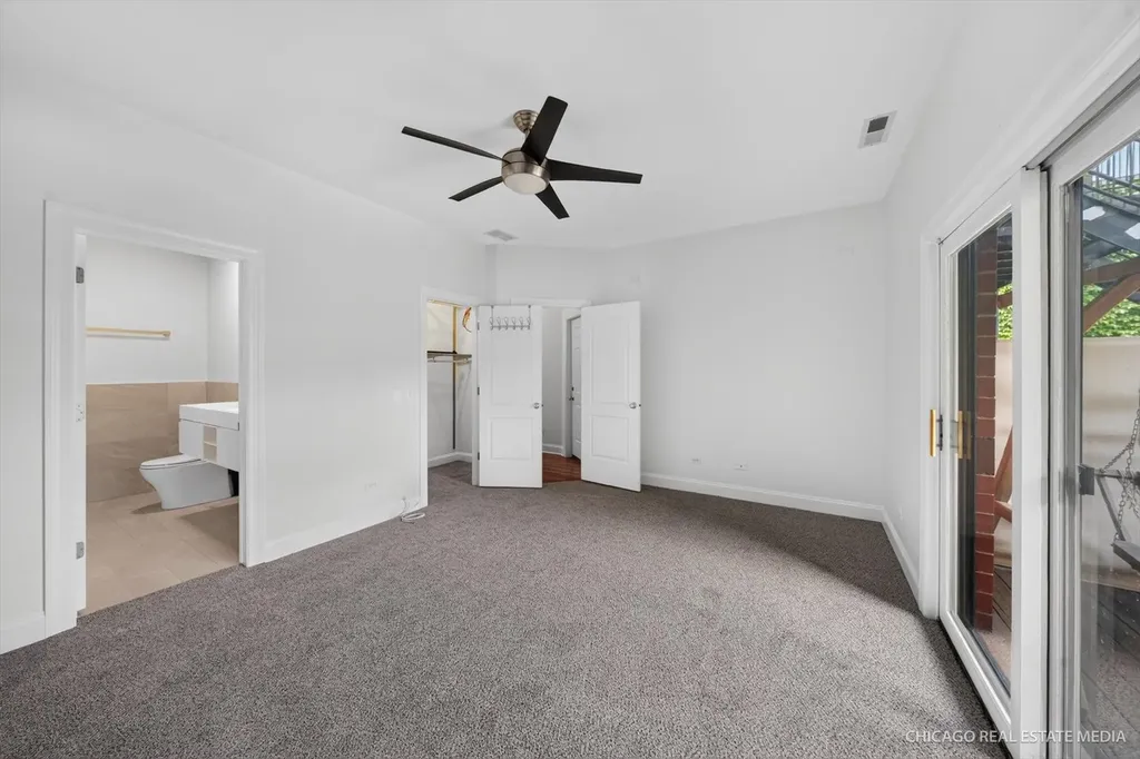 4711 North Malden Street Chicago IL 60640