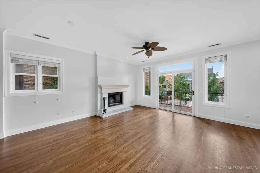 4711 North Malden Street Chicago IL 60640
