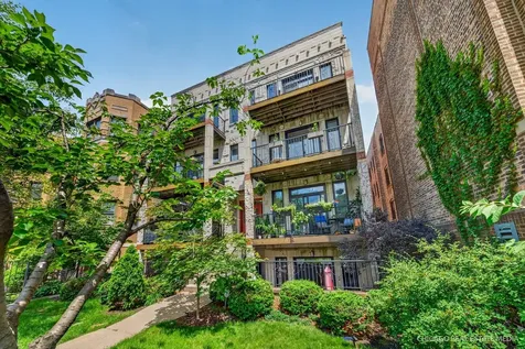 4711 North Malden Street Chicago IL 60640