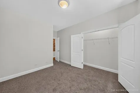 4711 North Malden Street Chicago IL 60640