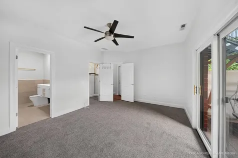 4711 North Malden Street Chicago IL 60640