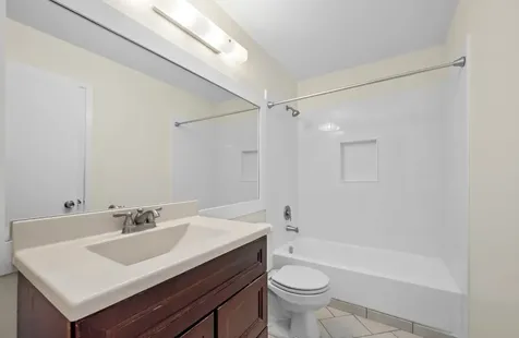 2651 Country Oaks Court Aurora IL 60502