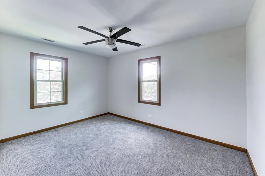6725 West Albion Avenue Chicago IL 60631