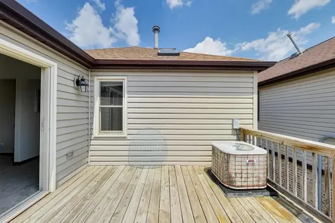 6725 West Albion Avenue Chicago IL 60631