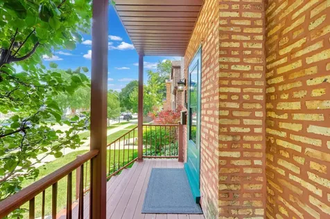 6725 West Albion Avenue Chicago IL 60631