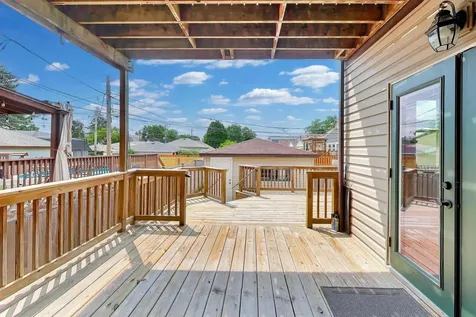 6725 West Albion Avenue Chicago IL 60631