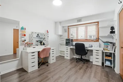 6257 South Newland Avenue Chicago IL 60638