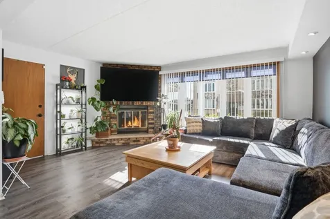 6257 South Newland Avenue Chicago IL 60638