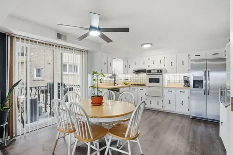 6257 South Newland Avenue Chicago IL 60638