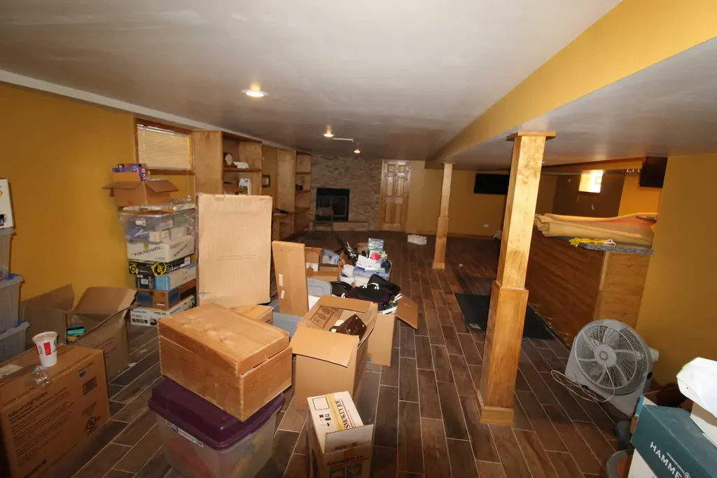 401 East 91st Street Chicago IL 60619