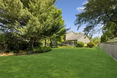 190 Old Forge Road Elgin IL 60123
