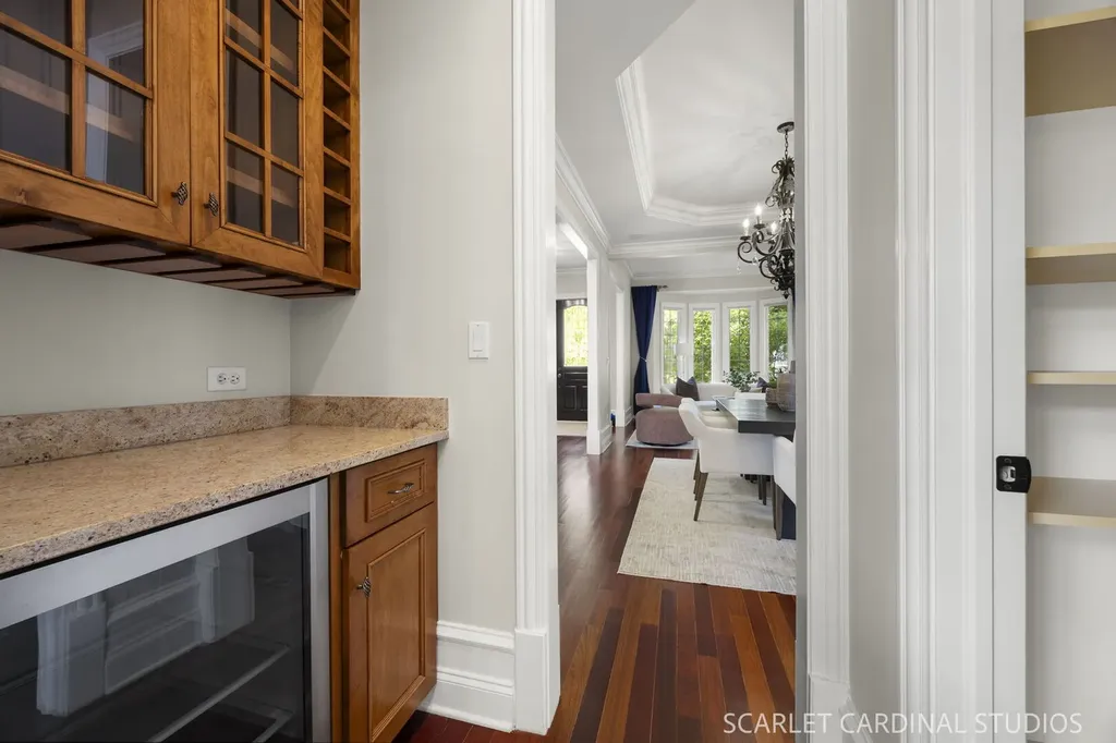 410 South Sleight Street Naperville IL 60540