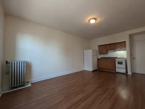 3335 West Diversey Avenue Chicago IL 60647