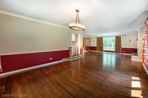 4 Auburn Lane Barrington IL 60010