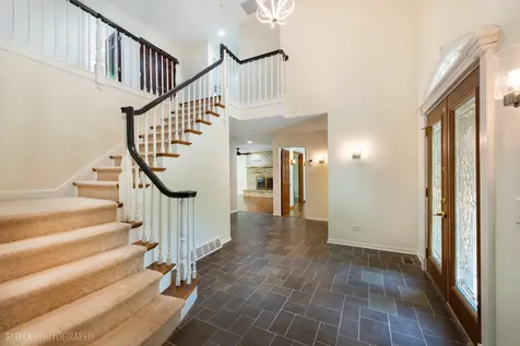 4 Auburn Lane Barrington IL 60010