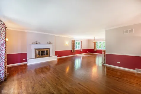 4 Auburn Lane Barrington IL 60010