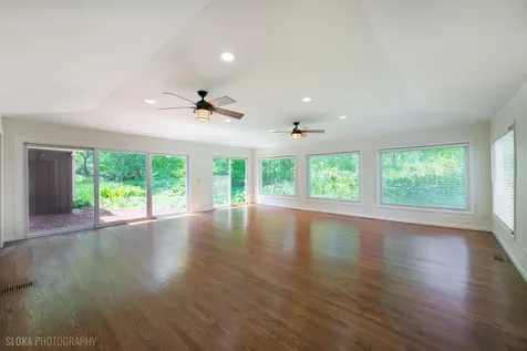4 Auburn Lane Barrington IL 60010