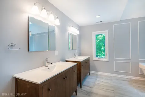 4 Auburn Lane Barrington IL 60010