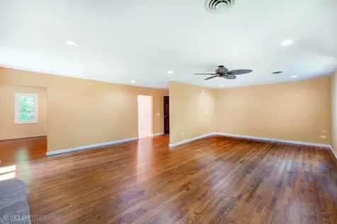 4 Auburn Lane Barrington IL 60010