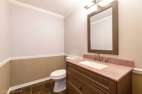 4 Auburn Lane Barrington IL 60010