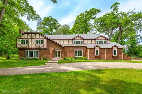 4 Auburn Lane Barrington IL 60010