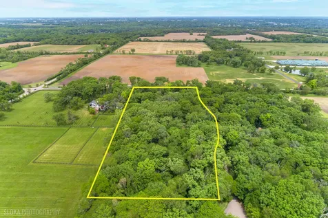 4 Auburn Lane Barrington IL 60010