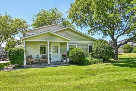 1302 Fall Court Wheeling IL 60090