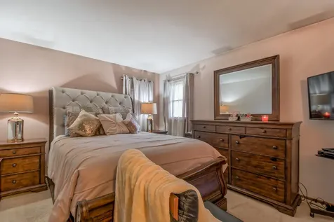 2512 Live Oak Drive Crest Hill IL 60403