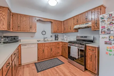 2512 Live Oak Drive Crest Hill IL 60403