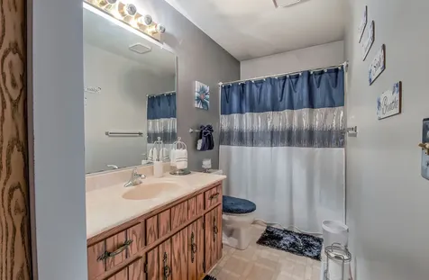 2512 Live Oak Drive Crest Hill IL 60403