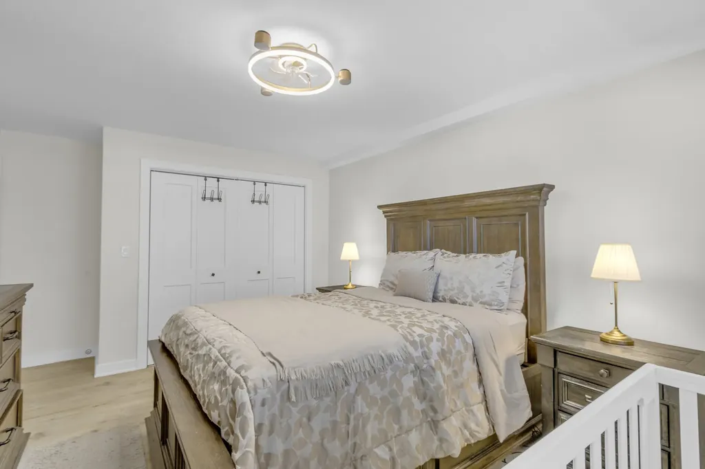 4229 North Keystone Avenue Chicago IL 60641