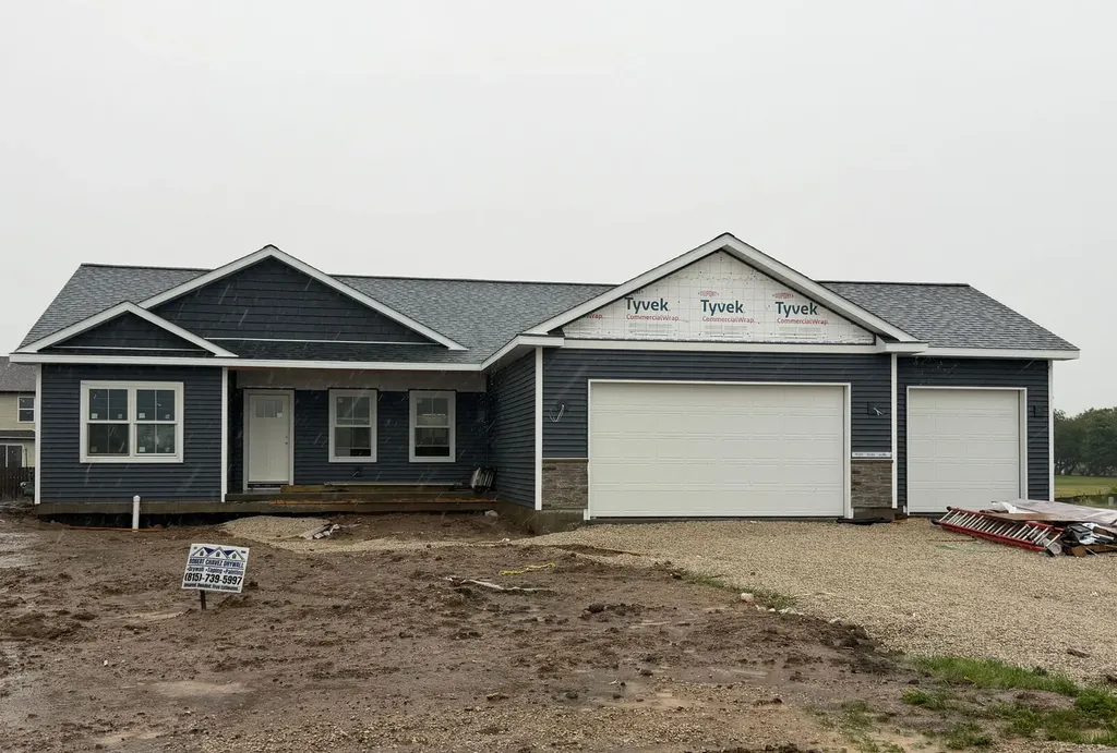 525 West Dimon Street Rochelle IL 61068