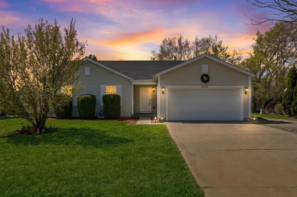 38312 Imperial Lane Beach Park IL 60087