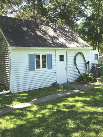 1716 West Monroe Street W Herrin IL 62948