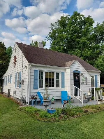 1716 West Monroe Street W Herrin IL 62948
