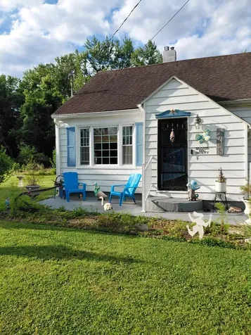 1716 West Monroe Street W Herrin IL 62948
