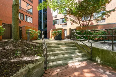 1143 South Plymouth Court Chicago IL 60605