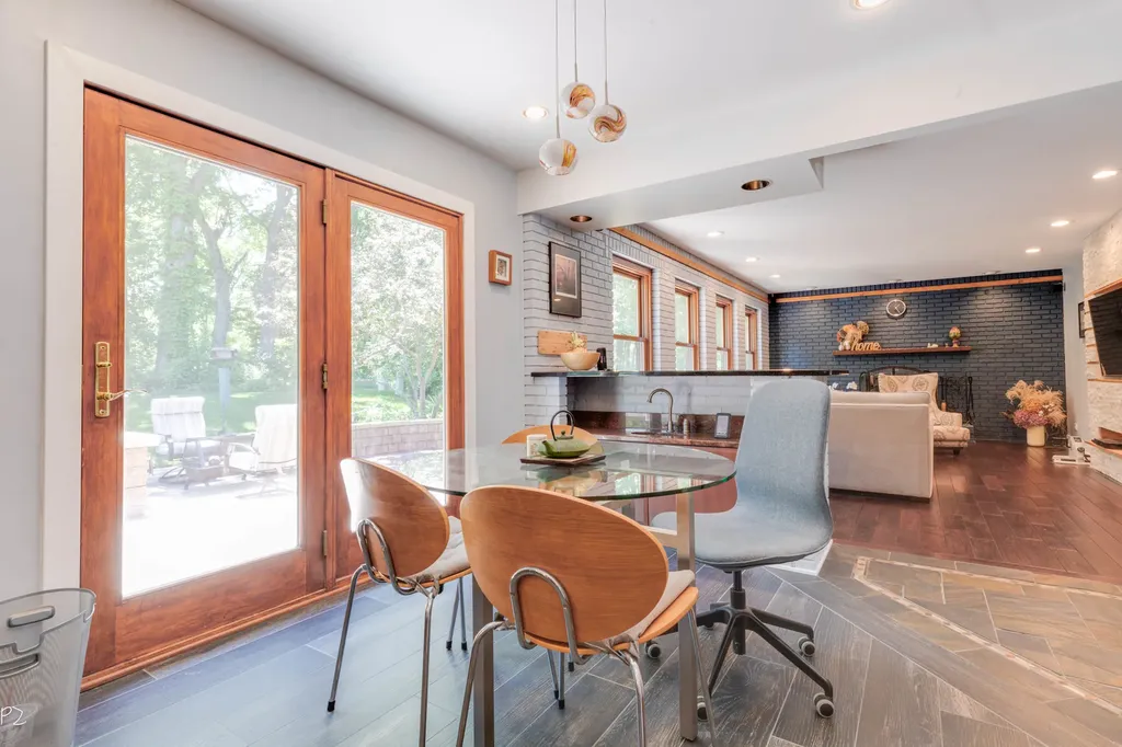 2565 Alta Court Lisle IL 60532