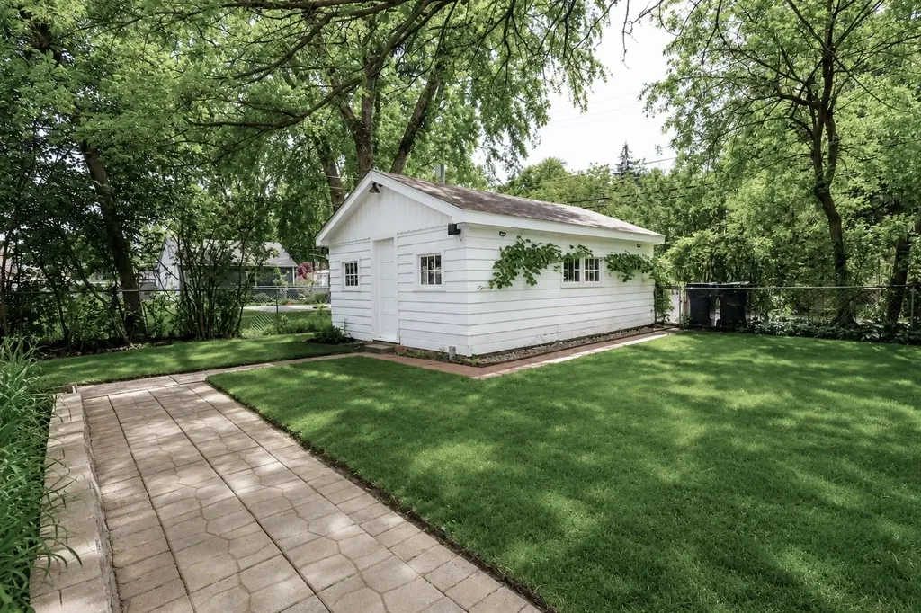 8144 Keystone Avenue Skokie IL 60076