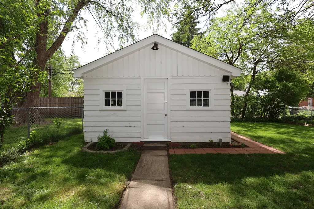 8144 Keystone Avenue Skokie IL 60076